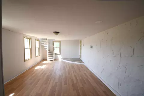 Living - 184 Amherst Rd, Branson, MO 65616 photo 5 of 6