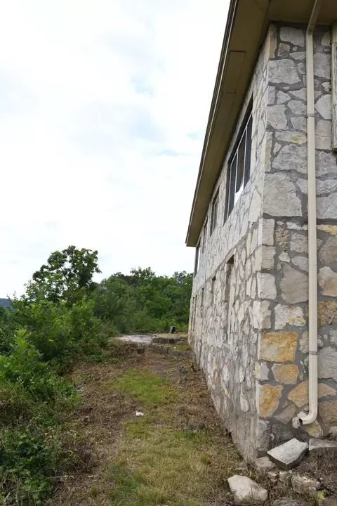 Exterior - 184 Amherst Rd, Branson, MO 65616 photo 4 of 6