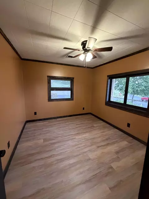 Bedroom - 184 Amherst Rd, Branson, MO 65616 photo 4 of 5