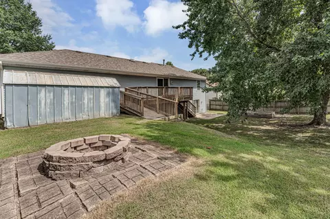 Exterior - 711 S Rice St, Nixa, MO 65714 photo 9 of 11