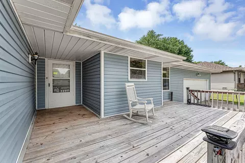 Exterior - 711 S Rice St, Nixa, MO 65714 photo 2 of 11