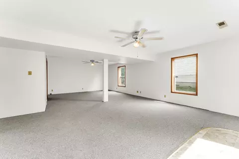 Living - 711 S Rice St, Nixa, MO 65714 photo 4 of 6