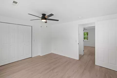 Bedroom - 205 S Pine St, Billings, MO 65610 photo 3 of 6