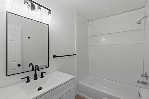 Bath - 205 S Pine St, Billings, MO 65610 photo 2 of 2