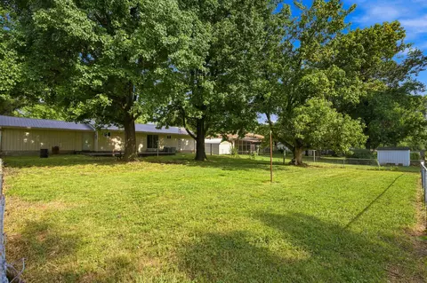 Exterior - 1314 7th St, Monett, MO 65708 photo 8 of 9