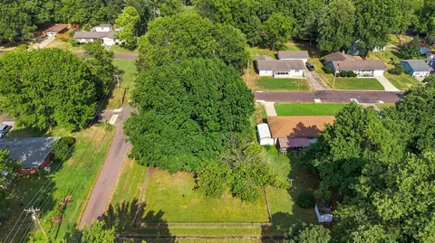 View/Area - 1314 7th St, Monett, MO 65708 photo 4 of 4