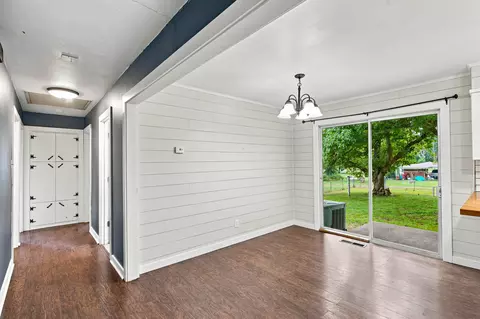 Entry Way - 1314 7th St, Monett, MO 65708 photo 1 of 1