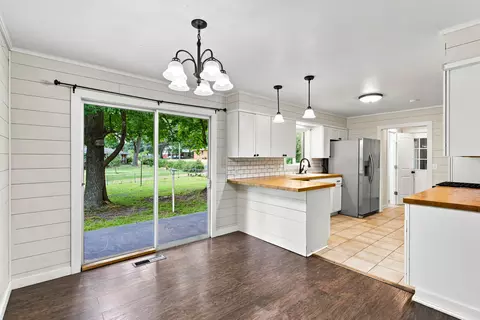 Kitchen - 1314 7th St, Monett, MO 65708 photo 1 of 6