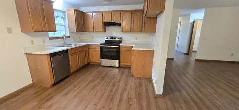 Kitchen - 1632 E Adams St, Springfield, MO 65803 photo 2 of 3