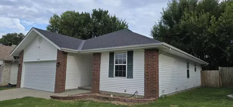 Exterior - 1632 E Adams St, Springfield, MO 65803 photo 2 of 5