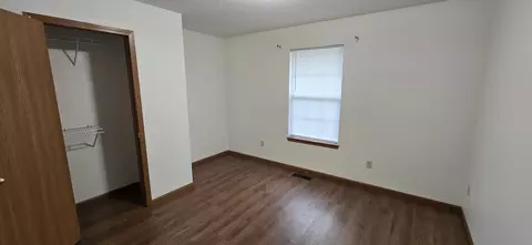 Bedroom - 1632 E Adams St, Springfield, MO 65803 photo 6 of 7