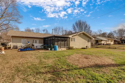 Exterior - 1909 S Nettleton Ave, Springfield, MO 65807 photo 5 of 12