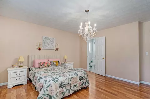Bedroom - 1909 S Nettleton Ave, Springfield, MO 65807 photo 2 of 4