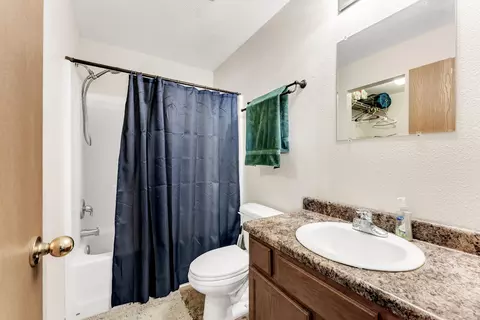 Bath - 2462 W Cedar Creek Dr, Springfield, MO 65803 photo 1 of 2