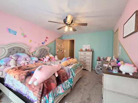 Bedroom - 1738 Hawthorn Pl, Marshfield, MO 65706 photo 7 of 9
