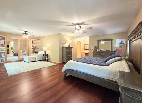 Bedroom - 1738 Hawthorn Pl, Marshfield, MO 65706 photo 1 of 9