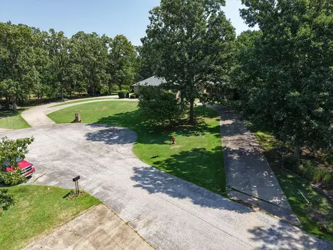 View/Area - 1738 Hawthorn Pl, Marshfield, MO 65706 photo 8 of 8
