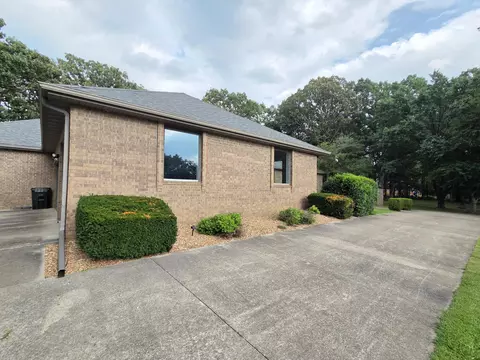 Exterior - 1738 Hawthorn Pl, Marshfield, MO 65706 photo 4 of 31