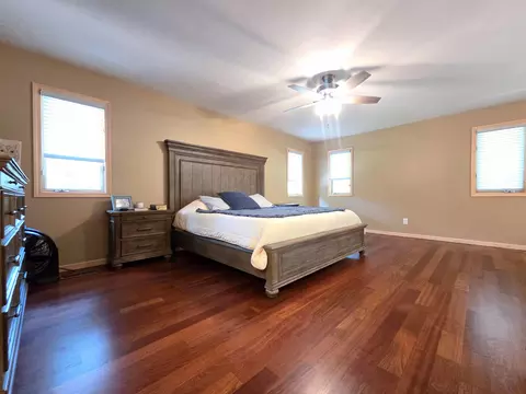 Bedroom - 1738 Hawthorn Pl, Marshfield, MO 65706 photo 3 of 9