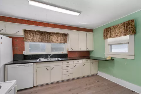 Kitchen - 105 S Walnut St, Crane, MO 65633 photo 1 of 7