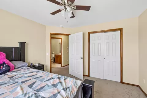 Bedroom - 709 S Hazelnut Ave, Springfield, MO 65802 photo 4 of 6