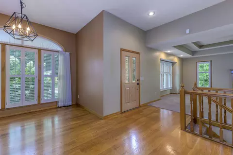 Living - 4602 S Forest Ave, Springfield, MO 65810 photo 1 of 8