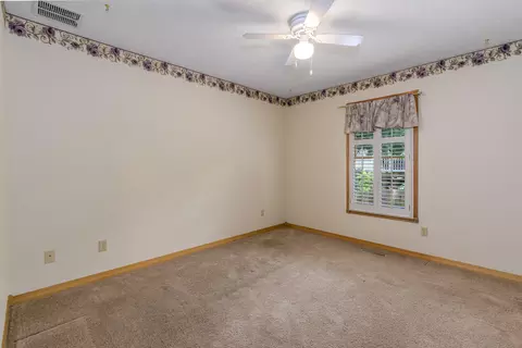 Bedroom - 4602 S Forest Ave, Springfield, MO 65810 photo 4 of 6