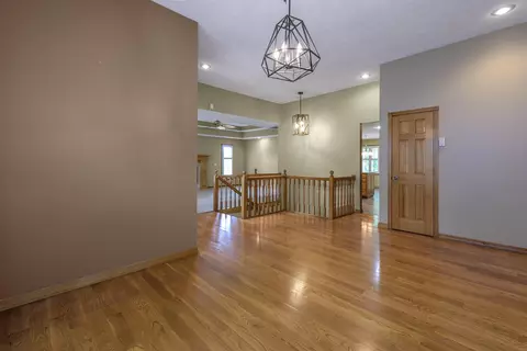 Living - 4602 S Forest Ave, Springfield, MO 65810 photo 2 of 8