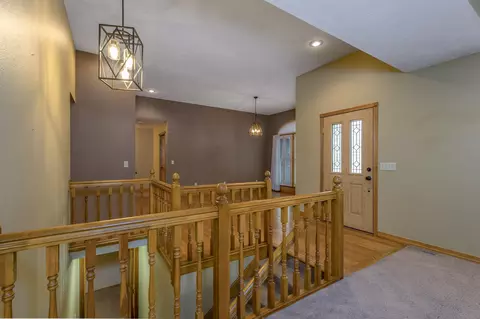 Entry Way - 4602 S Forest Ave, Springfield, MO 65810 photo 1 of 3