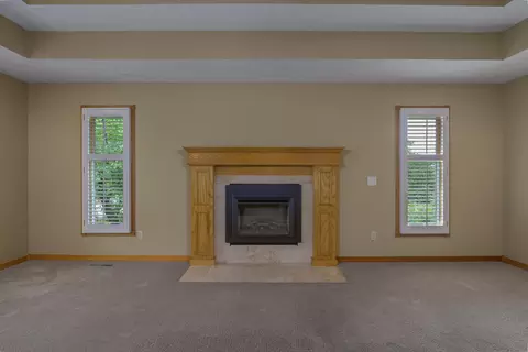 Living - 4602 S Forest Ave, Springfield, MO 65810 photo 6 of 8