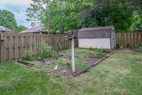 Exterior - 4602 S Forest Ave, Springfield, MO 65810 photo 15 of 16