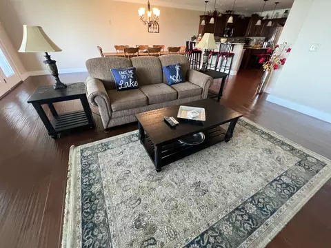Living - 14 Treehouse Ln #15, Branson, MO 65616 photo 6 of 7
