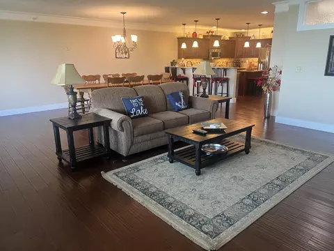Living - 14 Treehouse Ln #15, Branson, MO 65616 photo 2 of 7