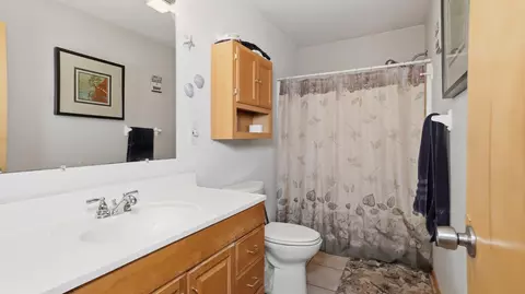 Bath - 9169 County Road 483, Birch Tree, MO 65438 photo 3 of 3