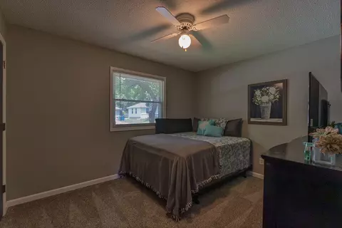 Bedroom - 602 Aspen Dr, Nixa, MO 65714 photo 5 of 6