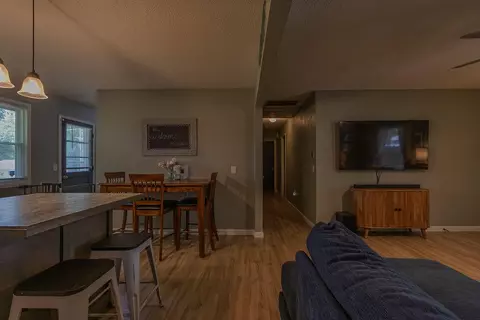 Entry Way - 602 Aspen Dr, Nixa, MO 65714 photo 2 of 4