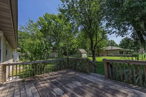 Exterior - 602 Aspen Dr, Nixa, MO 65714 photo 3 of 6