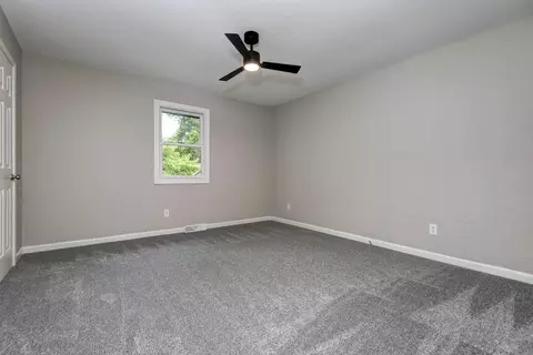 Bedroom - 3436 S Nettleton Ave, Springfield, MO 65807 photo 3 of 5