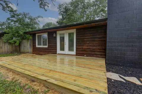 Exterior - 3436 S Nettleton Ave, Springfield, MO 65807 photo 6 of 11