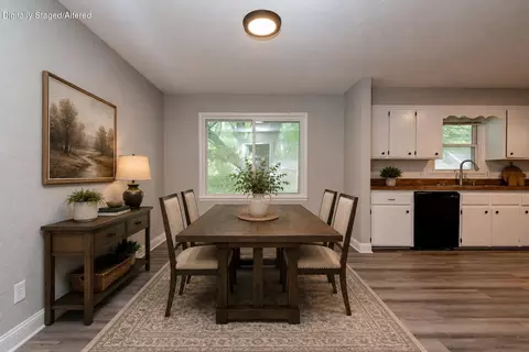 Dining - 3436 S Nettleton Ave, Springfield, MO 65807 photo 1 of 1