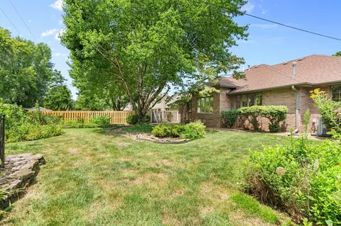 Exterior - 2380 W Allen Dr, Springfield, MO 65810 photo 9 of 10