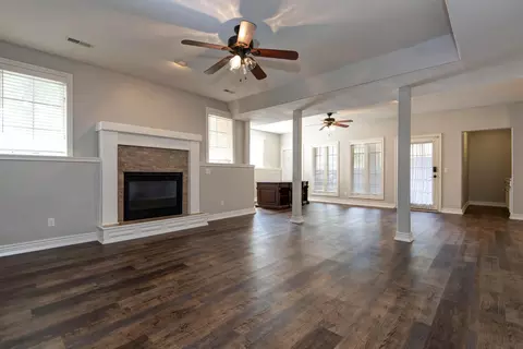 Living - 3560 W Edgewood Ct, Springfield, MO 65807 photo 6 of 7