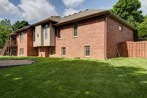 Exterior - 3560 W Edgewood Ct, Springfield, MO 65807 photo 10 of 14