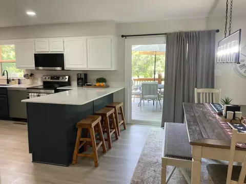 Kitchen - 26298 State Highway Yy, Shell Knob, MO 65747 photo 1 of 4