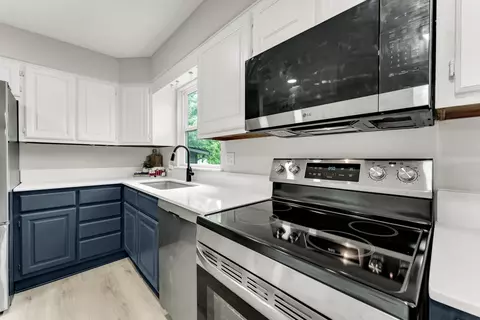 Kitchen - 26298 State Highway Yy, Shell Knob, MO 65747 photo 3 of 3