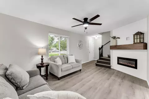 Living - 26298 State Highway Yy, Shell Knob, MO 65747 photo 2 of 2