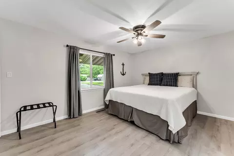 Bedroom - 26298 State Highway Yy, Shell Knob, MO 65747 photo 1 of 6