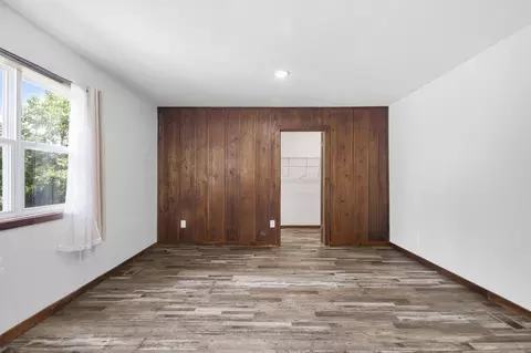 Bedroom - 8567 Brookside Cir, Monett, MO 65708 photo 2 of 2