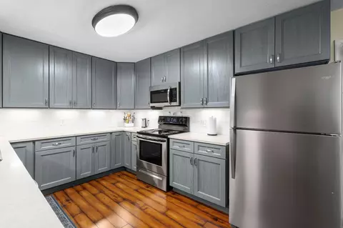 Kitchen - 4006 W Juno St, Springfield, MO 65802 photo 4 of 5