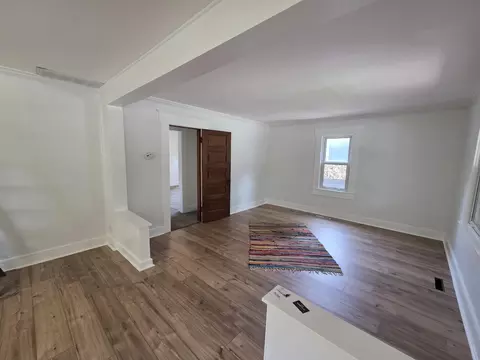 Living - 1633 E Lombard St, Springfield, MO 65802 photo 2 of 4